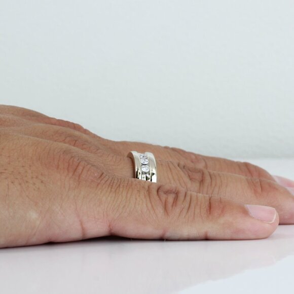 14k White Gold Half Carat Diamond Men's Wedding Band Anniversary Ring - Picture 7 of 8